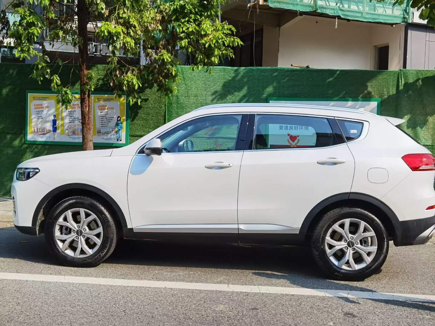 旅游租車自駕游到無人區時,為什么不能睡在車里?